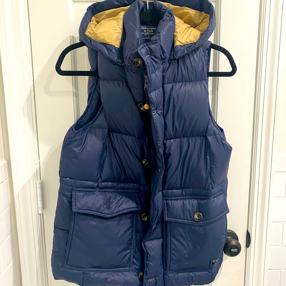 Abercrombie and Fitch Puffer Vest
